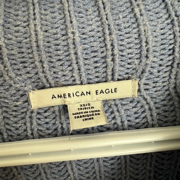 American eagle Periwinkle mock neck xs/s - Picture 2 of 2